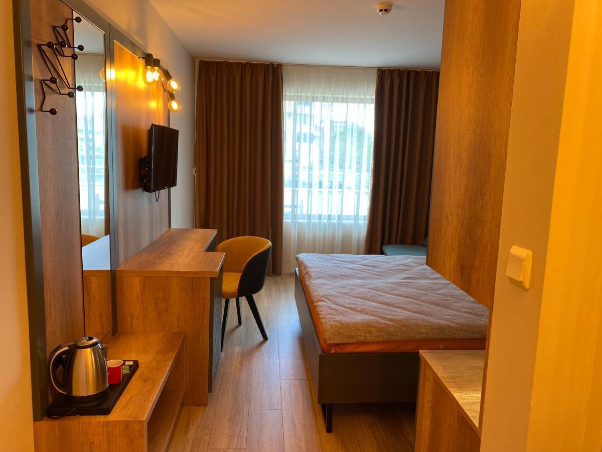 Hotel Atol Slântsjev Brjag Eksteriør bilde